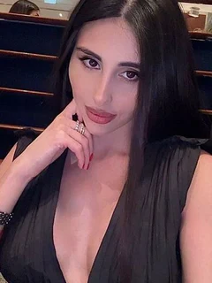 Anni escort in Naples