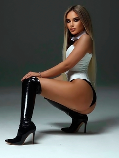 Brynn escort in Milan