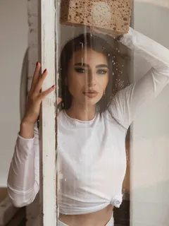 Eira escort in Milan