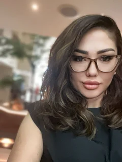 Josephina escort in Naples