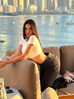 Kloe escort in Rome