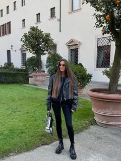 Kseniya escort in Turin
