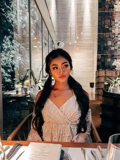 Livia escort in Milan