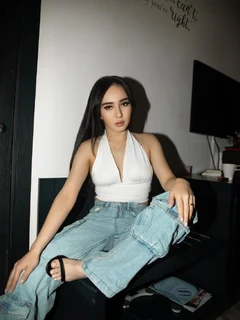 Malika escort in Naples