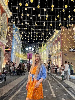 Melinda escort in Milan