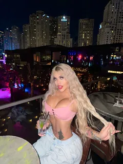 Mia escort in Naples