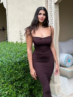 Nayla escort in Naples