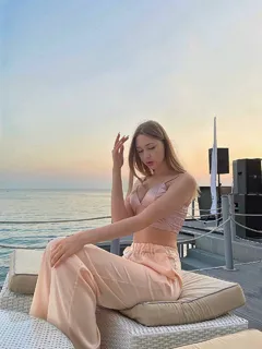 Sasha escort in Milan