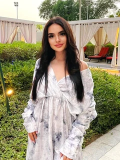Vika escort in Turin