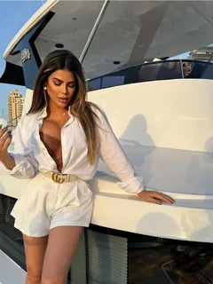 Virginia escort in Milan